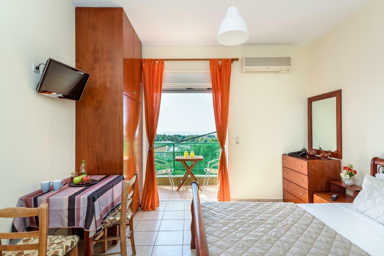 Golden Beach Hill Apartments Като-Даратсо Экстерьер фото